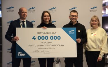 The 4-millionth passenger served at Wrocław Airport